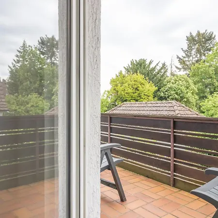 Apartment Monteuersapartment I 3 Schlafzimmer I 6 Betten I Kuche I Waschmaschine I Balkon I Garten *